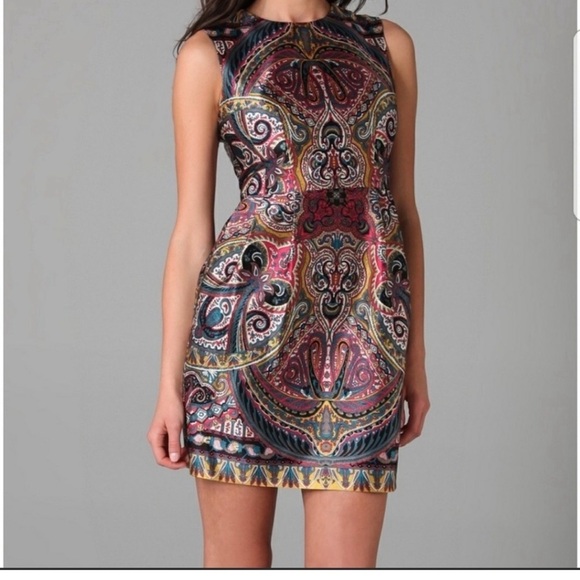 Nanette Lepore Silk Gotham Stakes Dress ASO Lucy Hale in Pretty Little Liars - Picture 2 of 10